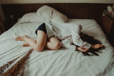 睡眠不足はダイエットの敵！睡眠不足で肥満を引き起こす可能性がある